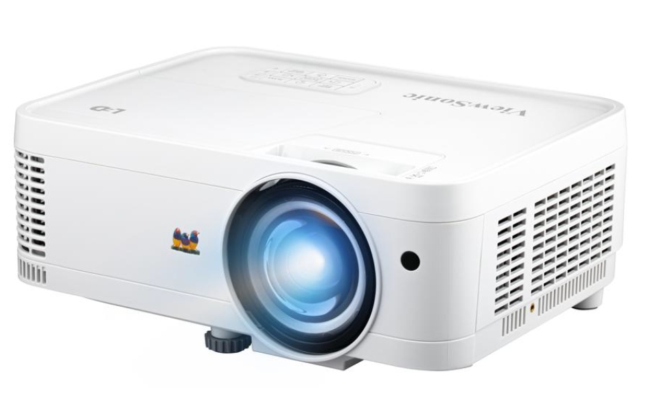 美术课堂投影仪的绘画技巧示范视频投影与作品创作指导